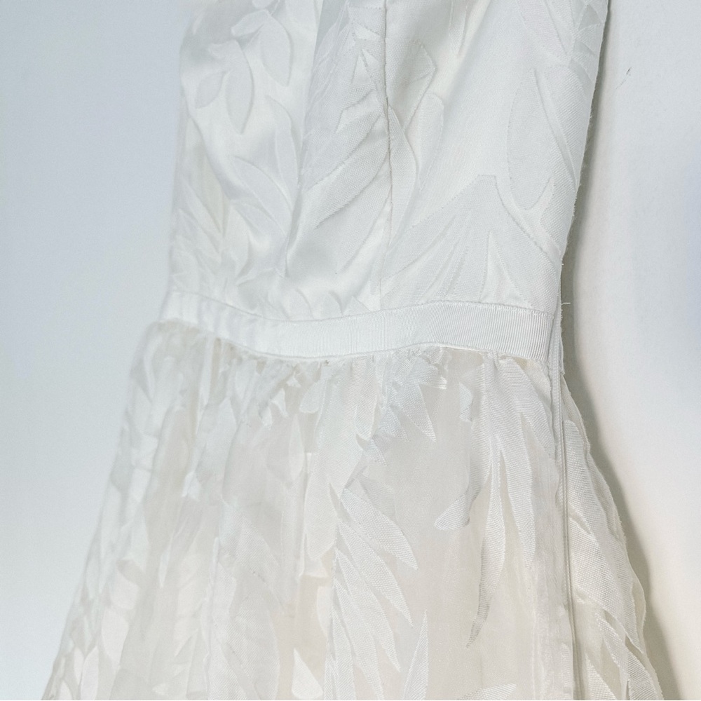 Guess Strapless Sweetheart Dress - Engagement, Bachelorette, Wedding - Size 2 - Picture 5 of 11